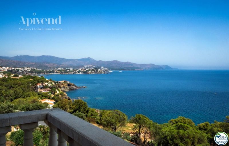 Chalet Independiente en venta El Port de la Selva, Girona. Ref: 1422. Apivend 2000