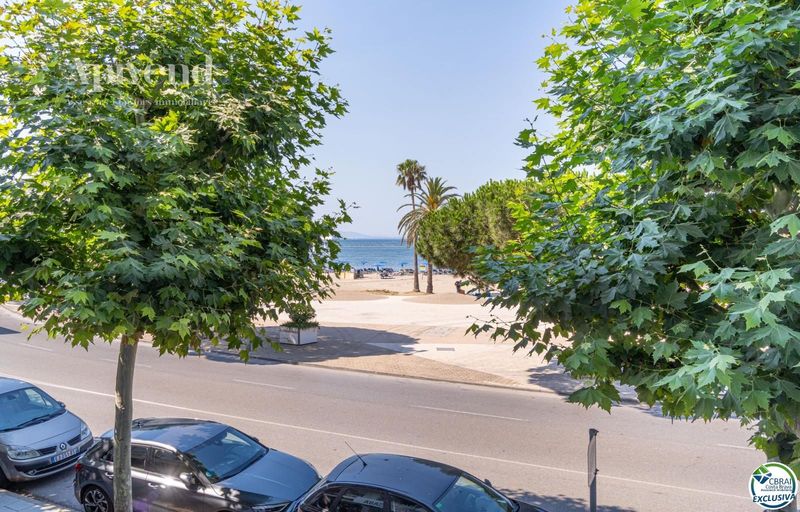 Piso en venta Roses, Girona. Ref: 1434. Apivend 2000