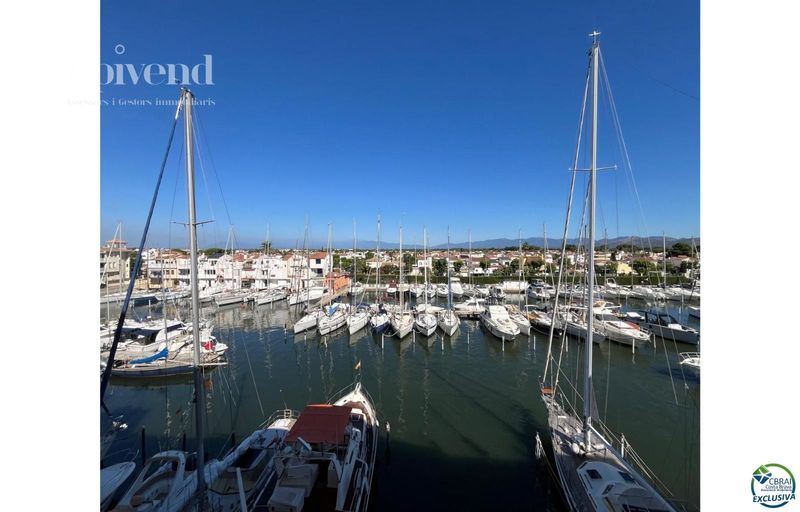 Piso en venta Empuriabrava, Girona. Ref: 1465. Apivend 2000