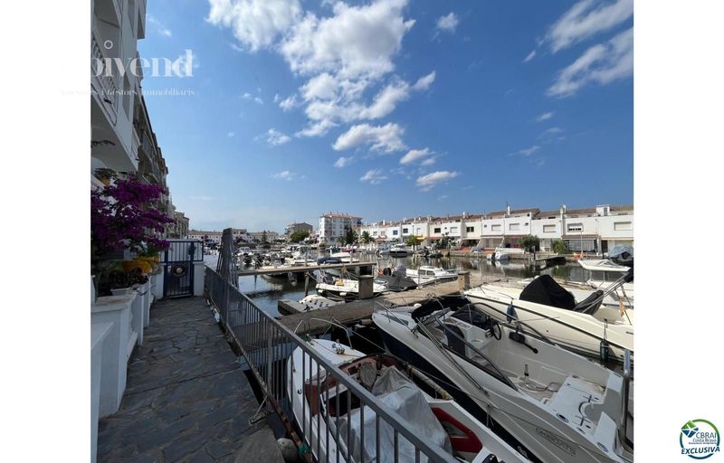 Piso en venta Empuriabrava, Girona. Ref: 1486. Apivend 2000