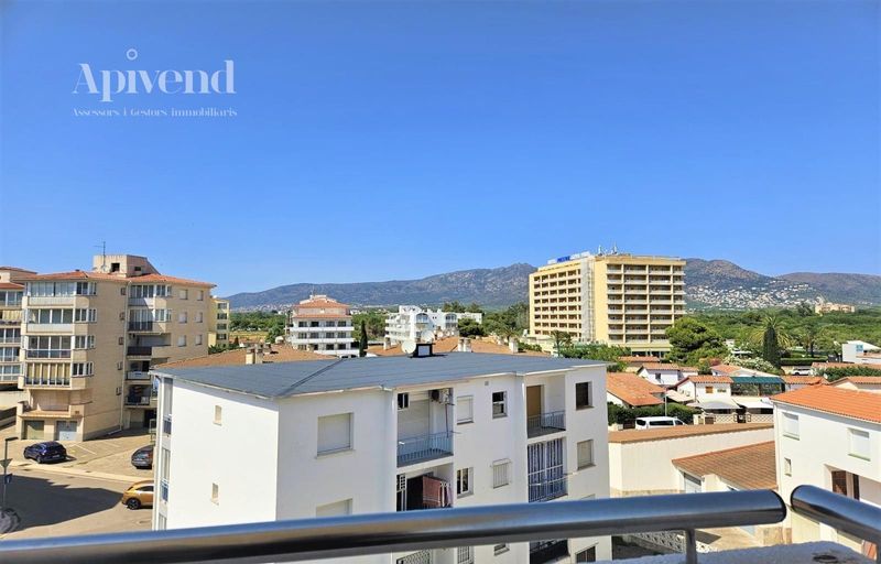 Piso en venta Roses, Girona. Ref: 1509. Apivend 2000