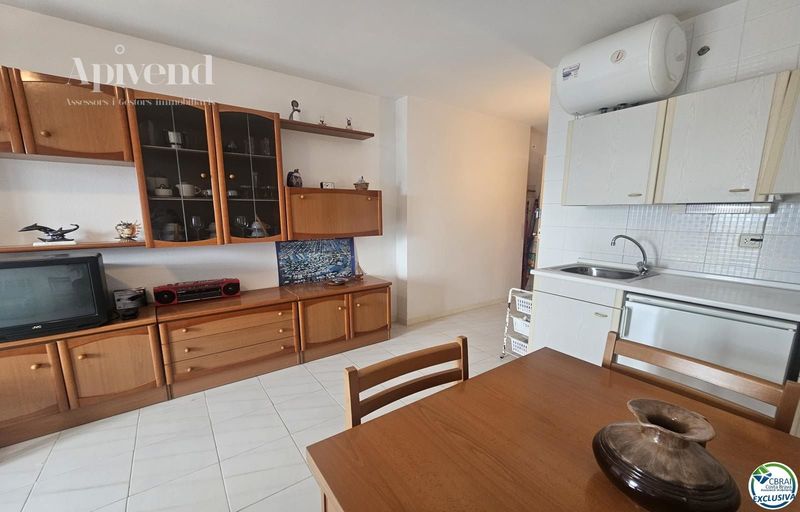 Estudio en venta Empuriabrava, Girona. Ref: 1537. Apivend 2000