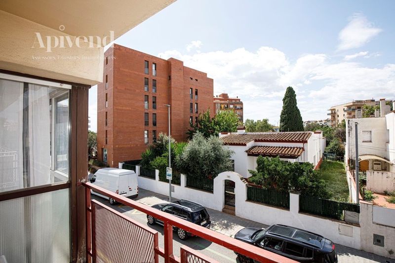Piso en venta Figueres, Girona. Ref: 1544. Apivend 2000