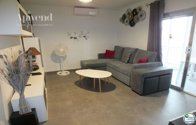 Piso en venta Roses, Girona. Ref: 1604. Apivend 2000