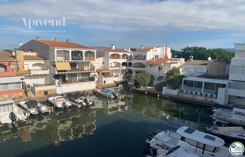 Piso en venta Empuriabrava, Girona. Ref: 1631. Apivend 2000