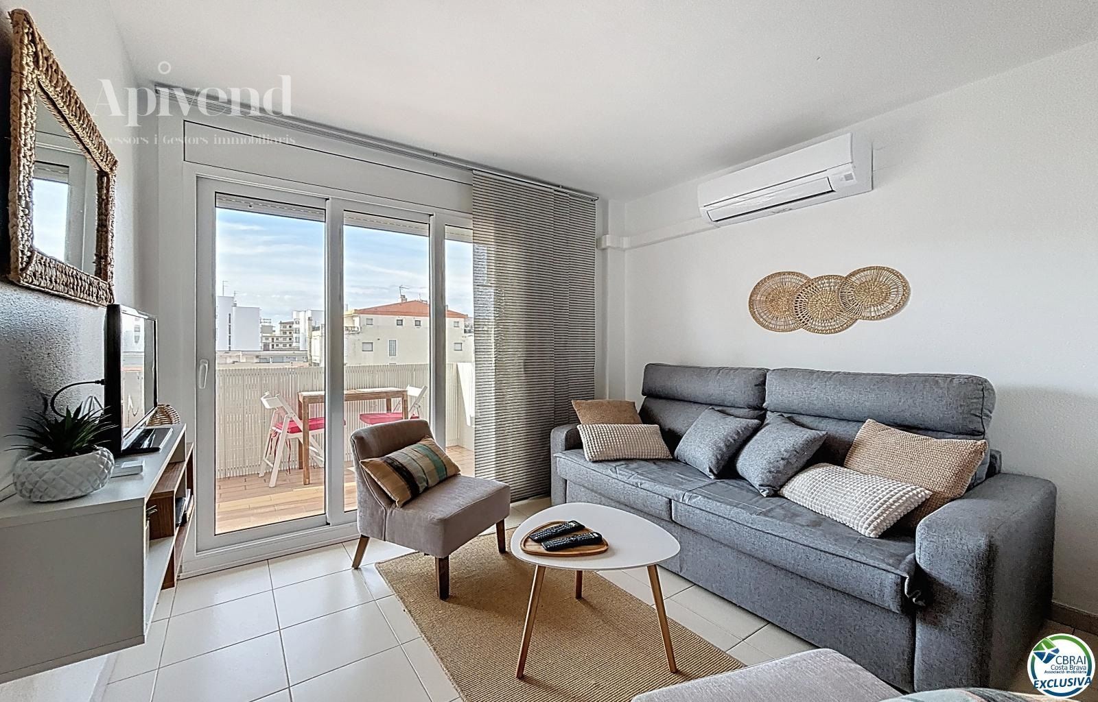 для продажиапартаменты Roses