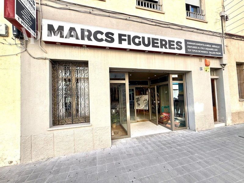 Local Comercial en venda Figueres, Girona. Ref: 1677. Apivend 2000