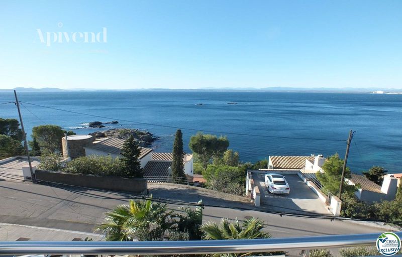 Xalet Independent en venda Roses, Girona. Ref: 1692. Apivend 2000