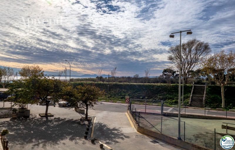 Pis en venda Empuriabrava, Girona. Ref: 1722. Apivend 2000