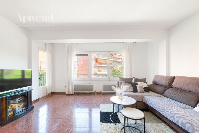 Appartement en vente Figueres, Girona. Ref: 1726. Apivend 2000