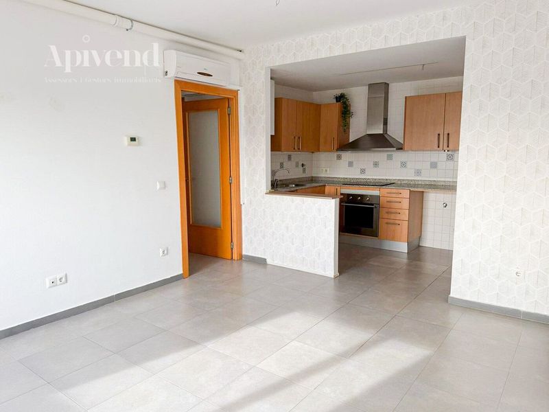 Duplex en venda Figueres, Girona. Ref: 1750. Apivend 2000