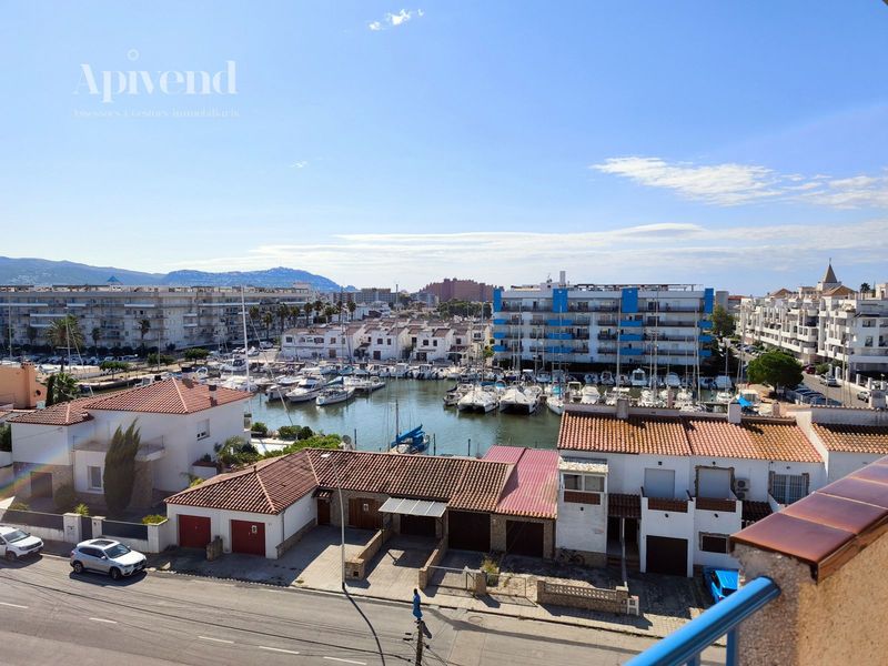 Pis en venda Roses, Girona. Ref: 1796. Apivend 2000