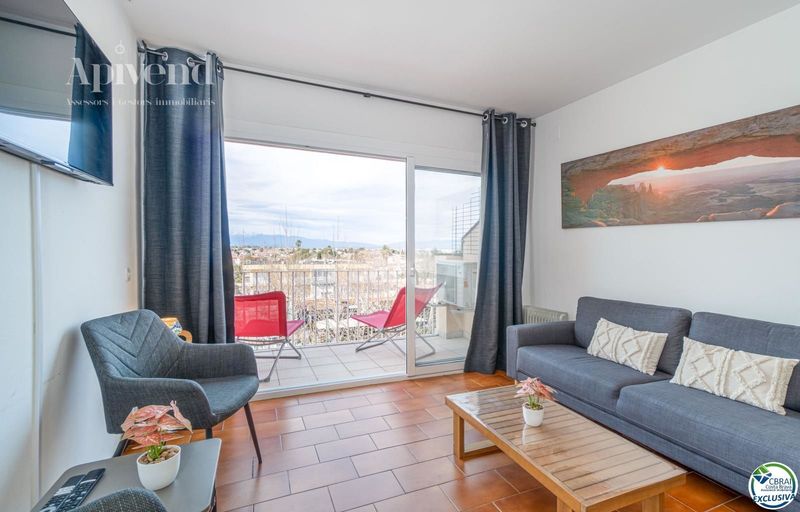 Flat for sale Empuriabrava, Girona. Ref: 1812. Apivend 2000