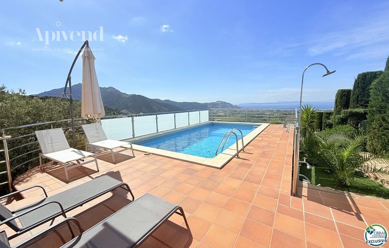 Detached Villa for sale Roses, Girona. Ref: 1843. Apivend 2000