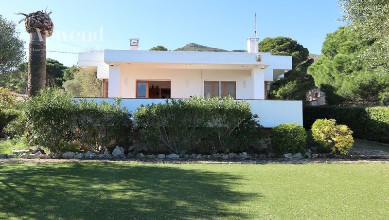 Casa en venda El Port de la Selva, Girona. Ref: 1867. Apivend 2000