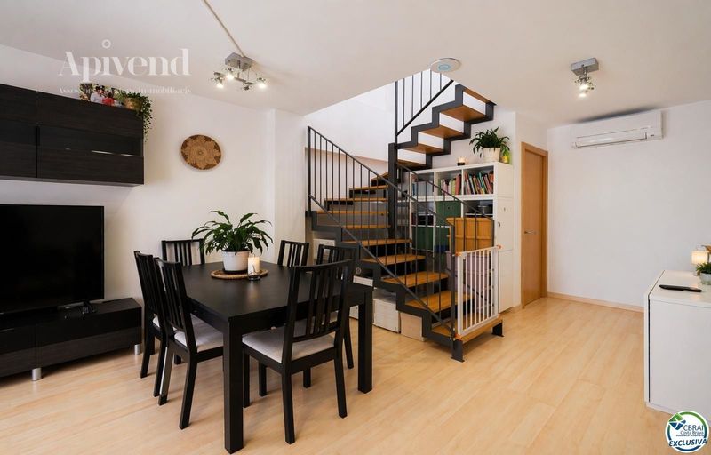 Flat for sale Roses, Girona. Ref: 1905. Apivend 2000