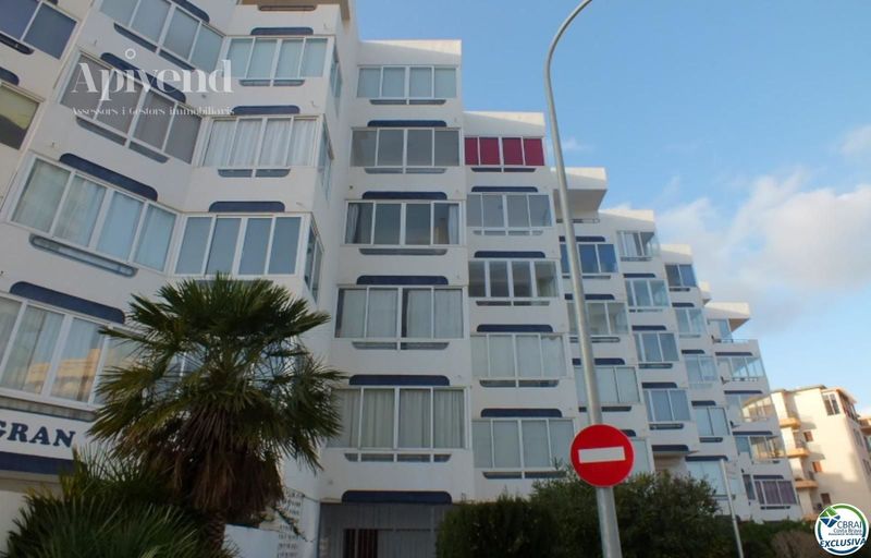 Appartement en vente Roses, Girona. Ref: 1938. Apivend 2000