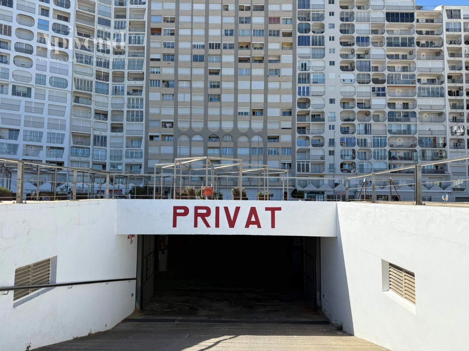 для продажиПарковка Empuriabrava