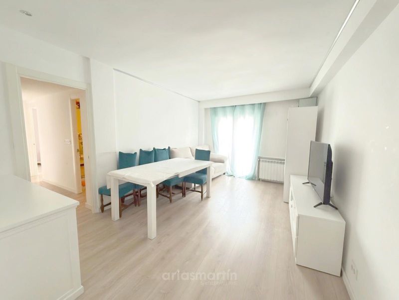 Flat for rent Salamanca. Ref: 3174. Arias Martín Inmobiliaria by Keller Williams