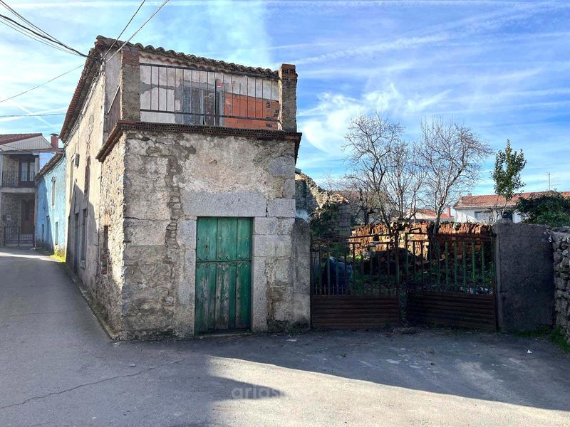 Casa en venta Linares De Riofrio, Salamanca. Ref: 3198. Arias Martín Inmobiliaria by Keller Williams