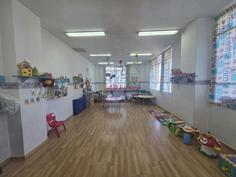 Comercial Premise for trade sale Madrid. Ref: 3228. Ari Home Inmobiliaria