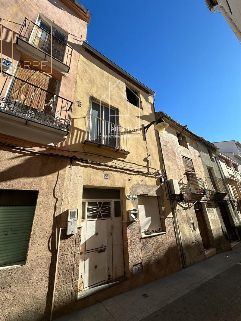 Casa en venta Ontinyent, Valencia. Ref: 1073. Arpetun