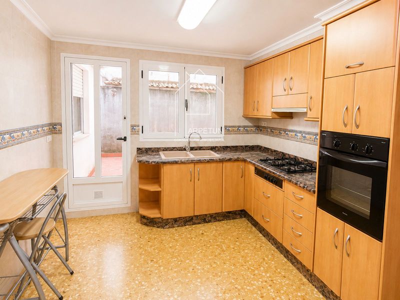 Piso en venta Ontinyent, Valencia. Ref: 1279. Arpetun
