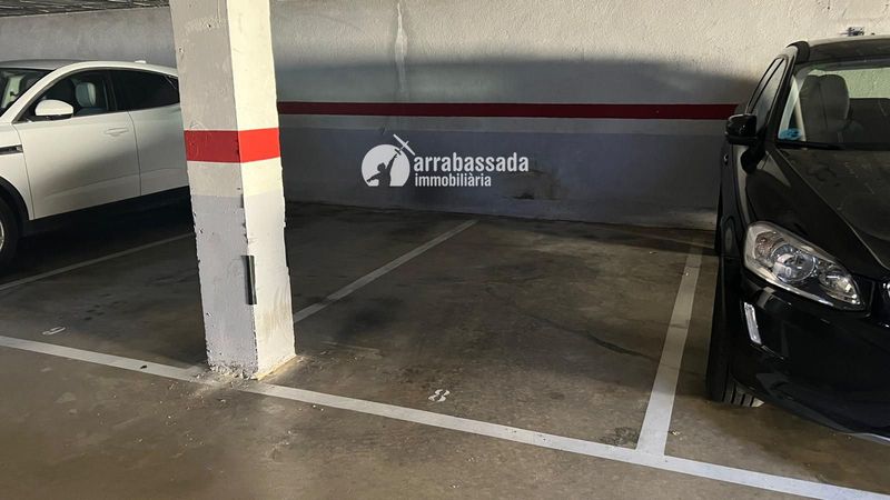 Garaje en alquiler Tarragona. Ref: 1048. Arrabassada Immobiliària