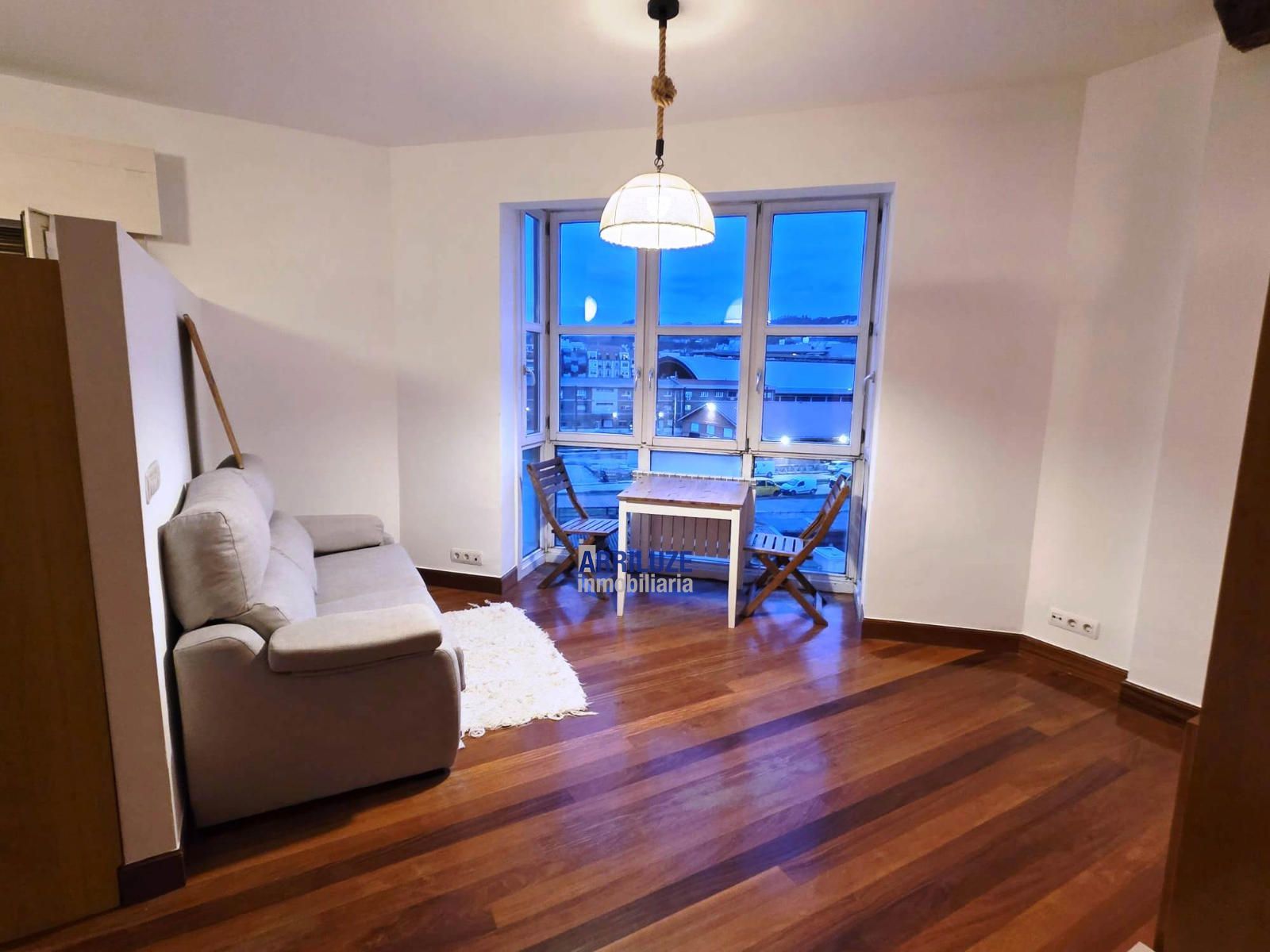 Piso en alquiler Bilbao, Vizcaya. Ref: 1466. Inmobiliaria Arriluze