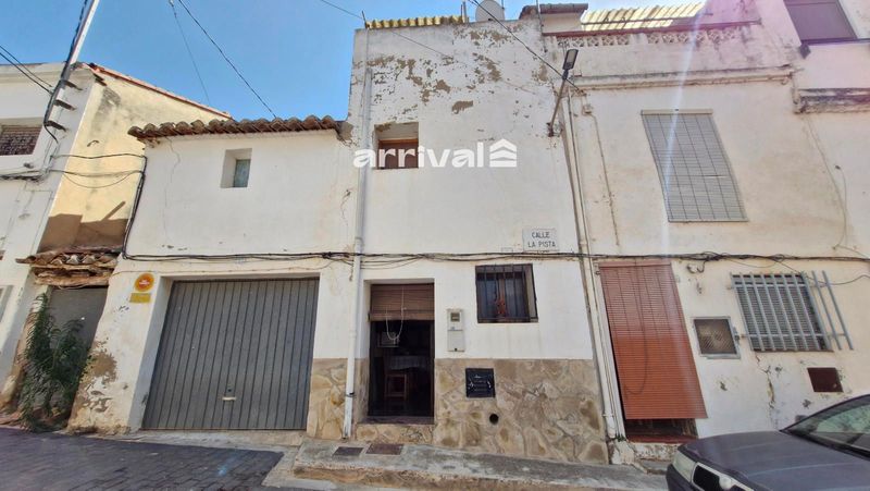 Casa en venta Pedralba, Valencia. Ref: 1362. Arrival