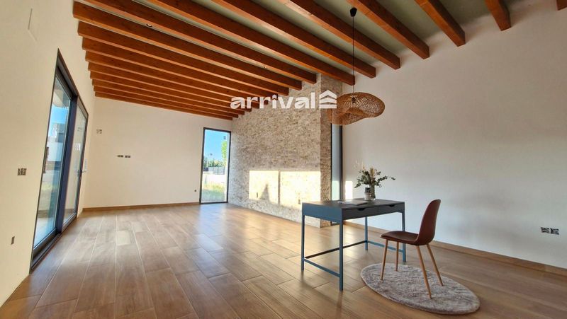 Chalet Independiente en venta Algemesí, Valencia. Ref: 1385. Arrival