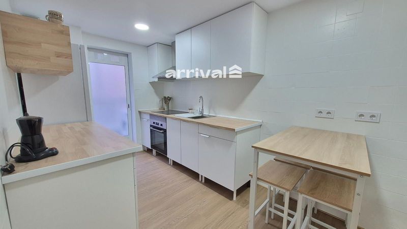 Piso en alquiler Valencia. Ref: 1407. Arrival