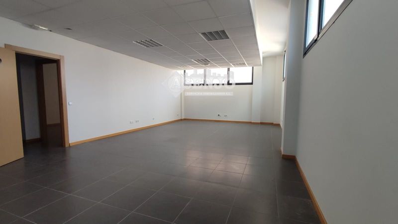 Local Comercial en venta Azuqueca De Henares, Guadalajara. Ref: 1017. Asenjo Servicios Inmobiliarios