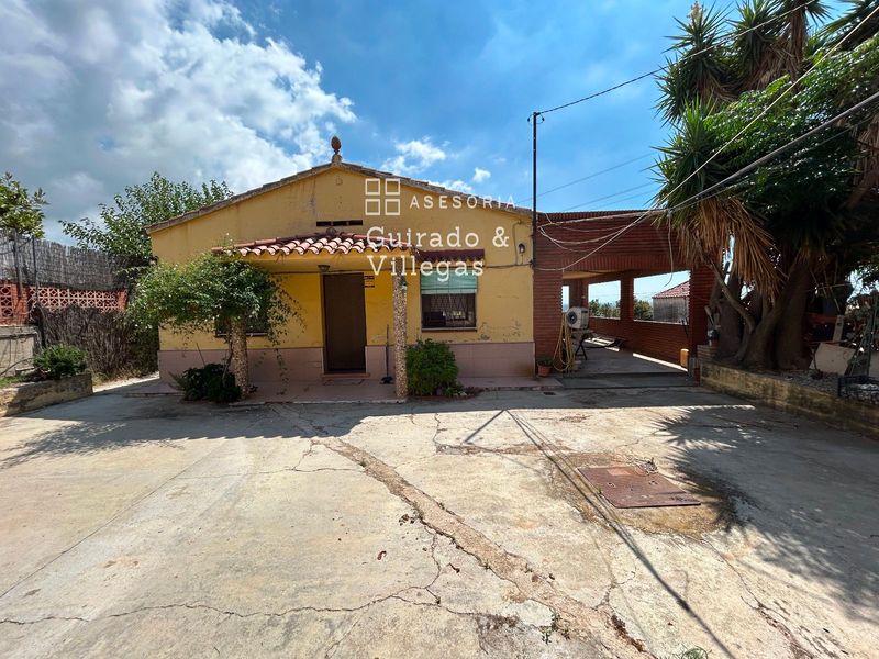 Room for rent Sant Boi de Llobregat, Barcelona. Ref: 1131. Asesoría Guirado