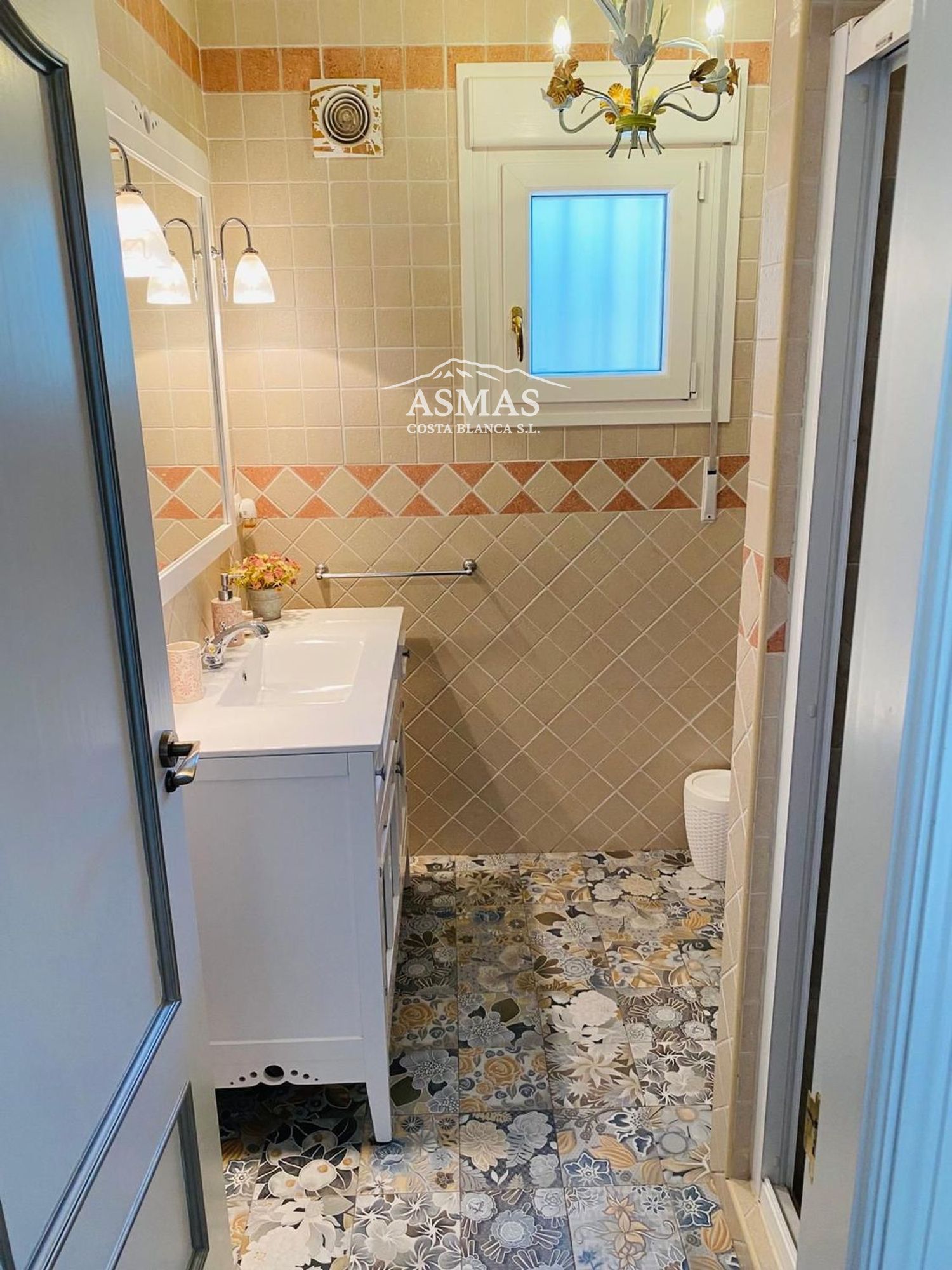 VILLA CON VISTAS PANORÁMICAS AL MAR Y PISCINA PRIVADA EN ALTEA - Foto 12
