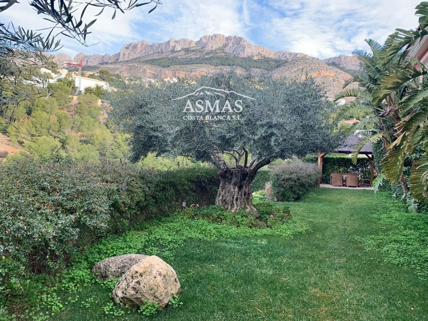 VILLA CON VISTAS PANORÁMICAS AL MAR Y PISCINA PRIVADA EN ALTEA - Foto 20