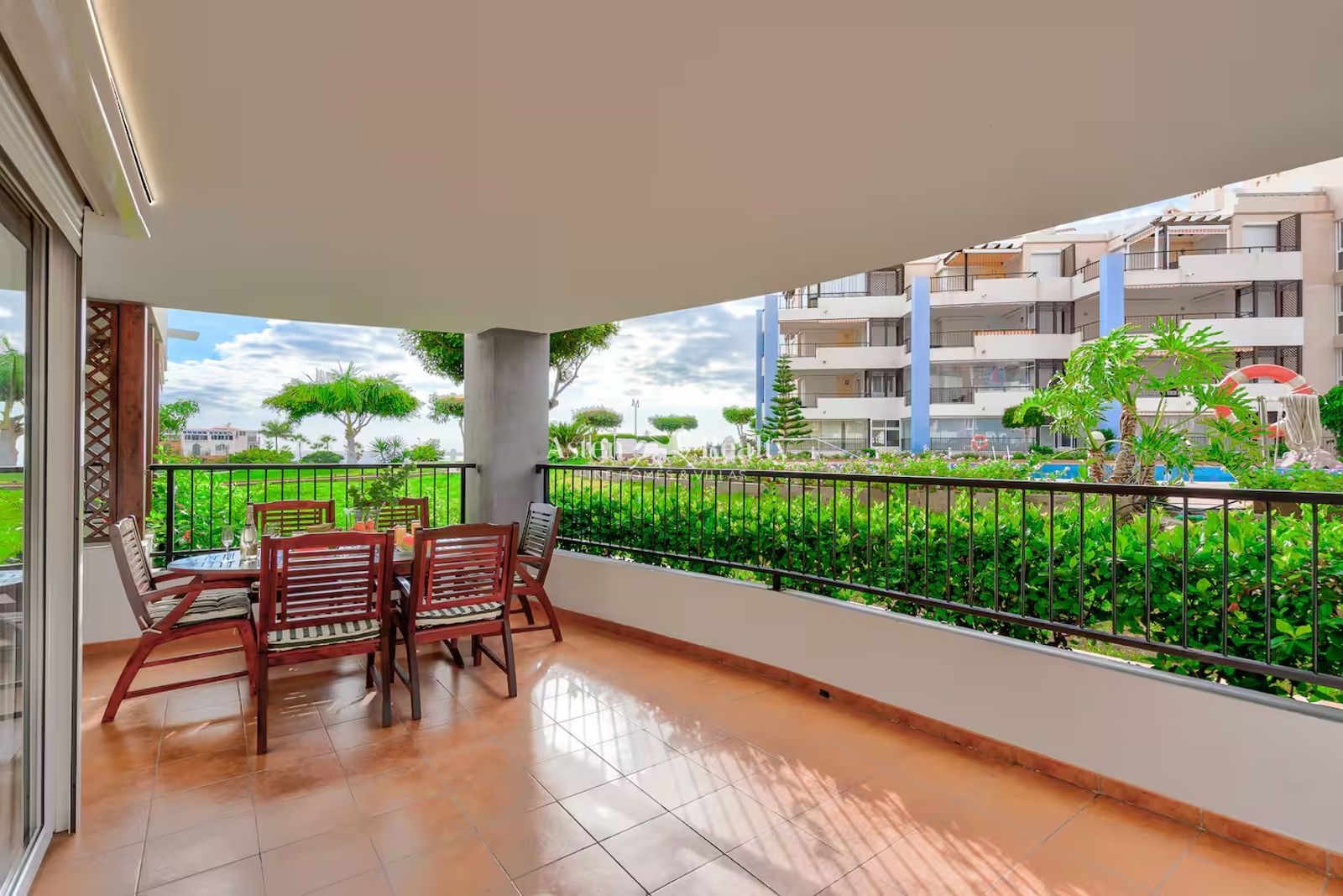 Apartamento en venta Playa De Los Cristianos, Santa Cruz Tenerife. Ref: 10011. ASTEN REALTY 