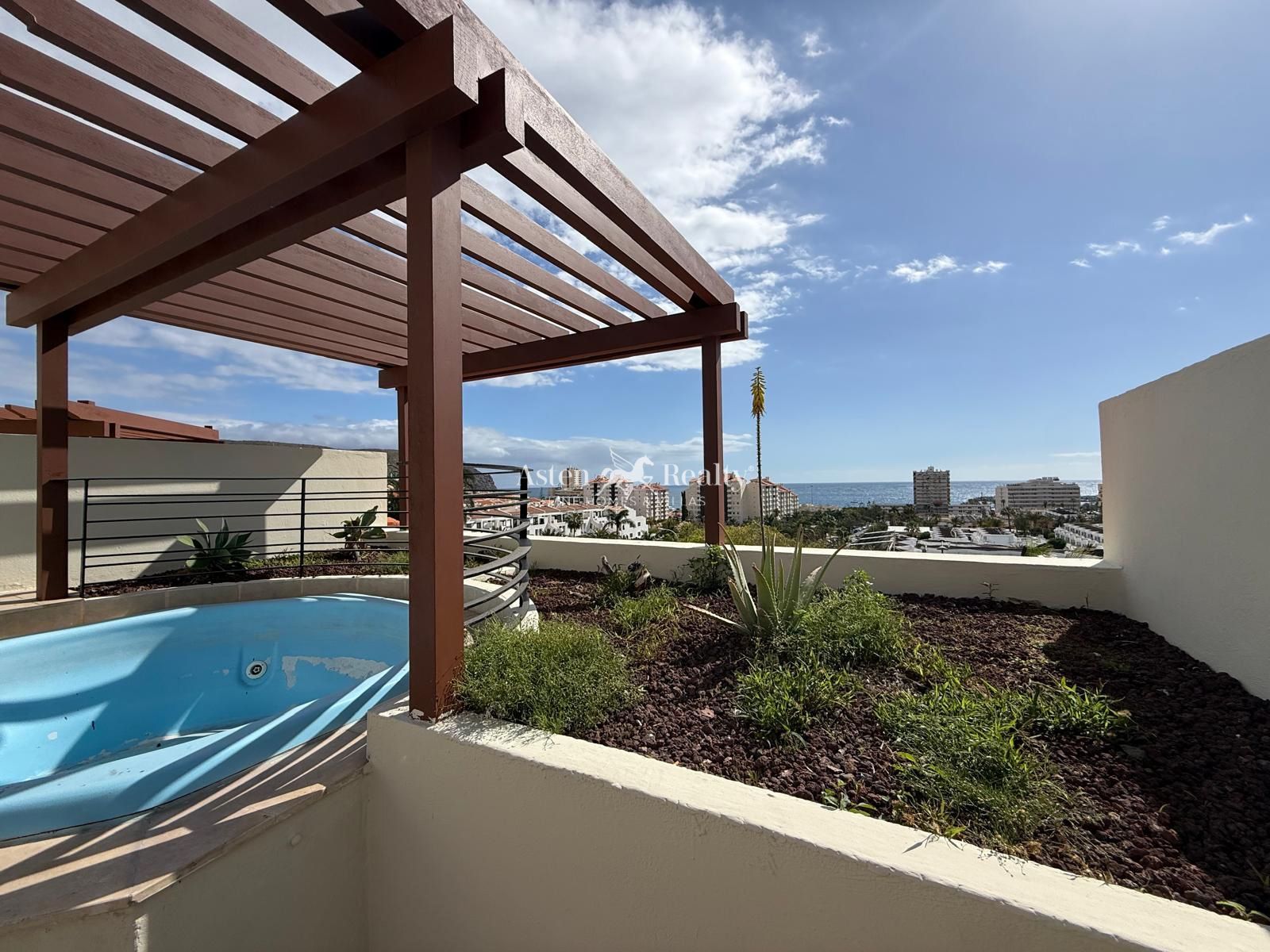 Ático en venta Playa De Los Cristianos, Santa Cruz Tenerife. Ref: 10020. ASTEN REALTY 