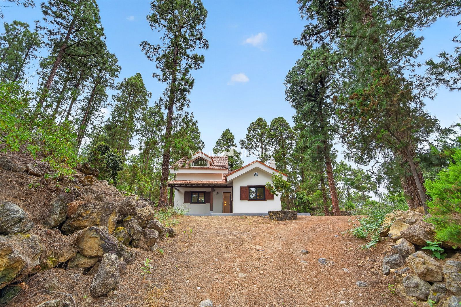 Агенция за недвижими имоти - Имоти Премиер - имот - 1228714, Цена: 690000 EUR