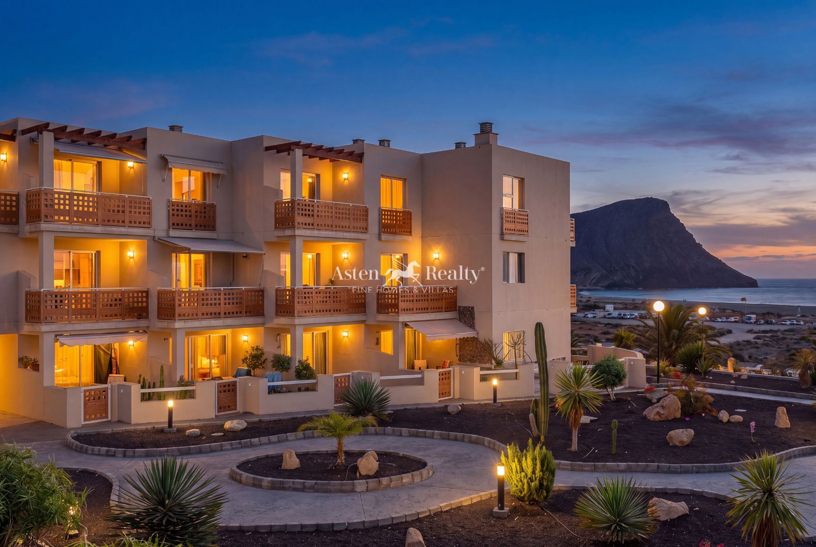 Агенция за недвижими имоти - Имоти Премиер - имот - 1231874, Цена: 494900 EUR