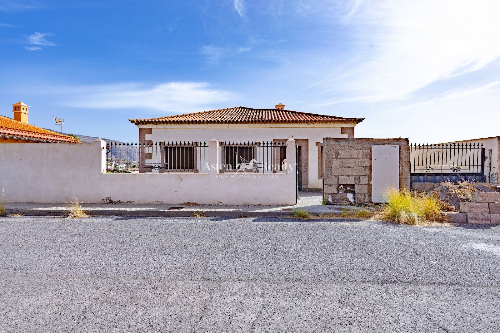 Villa en obra gris de 200 m2, parcela de 520 m2 y acceso privado en Candelaria - Foto 3