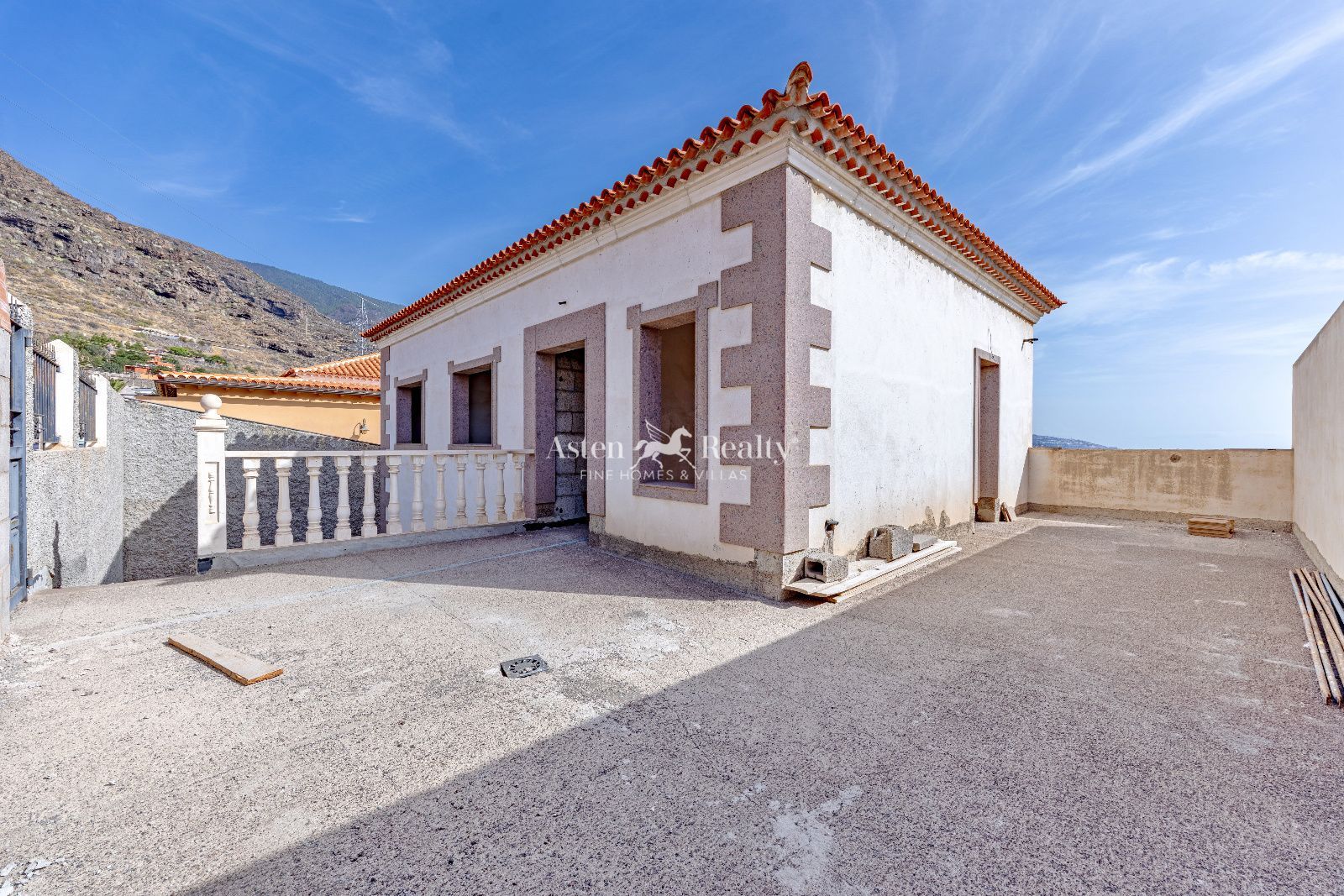 Villa en obra gris de 200 m2, parcela de 520 m2 y acceso privado en Candelaria - Foto 4