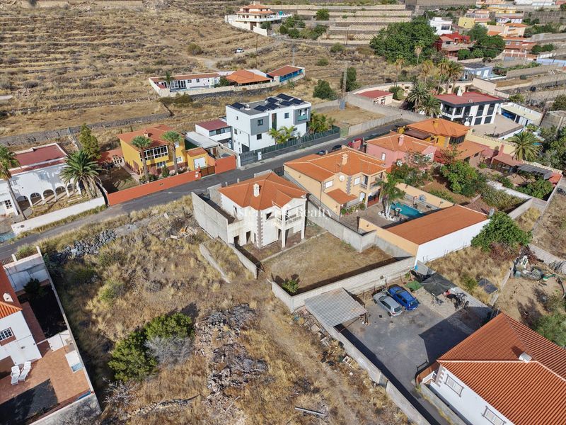 Villa for sale Candelaria, Santa Cruz Tenerife. Ref: 10233. ASTEN REALTY 