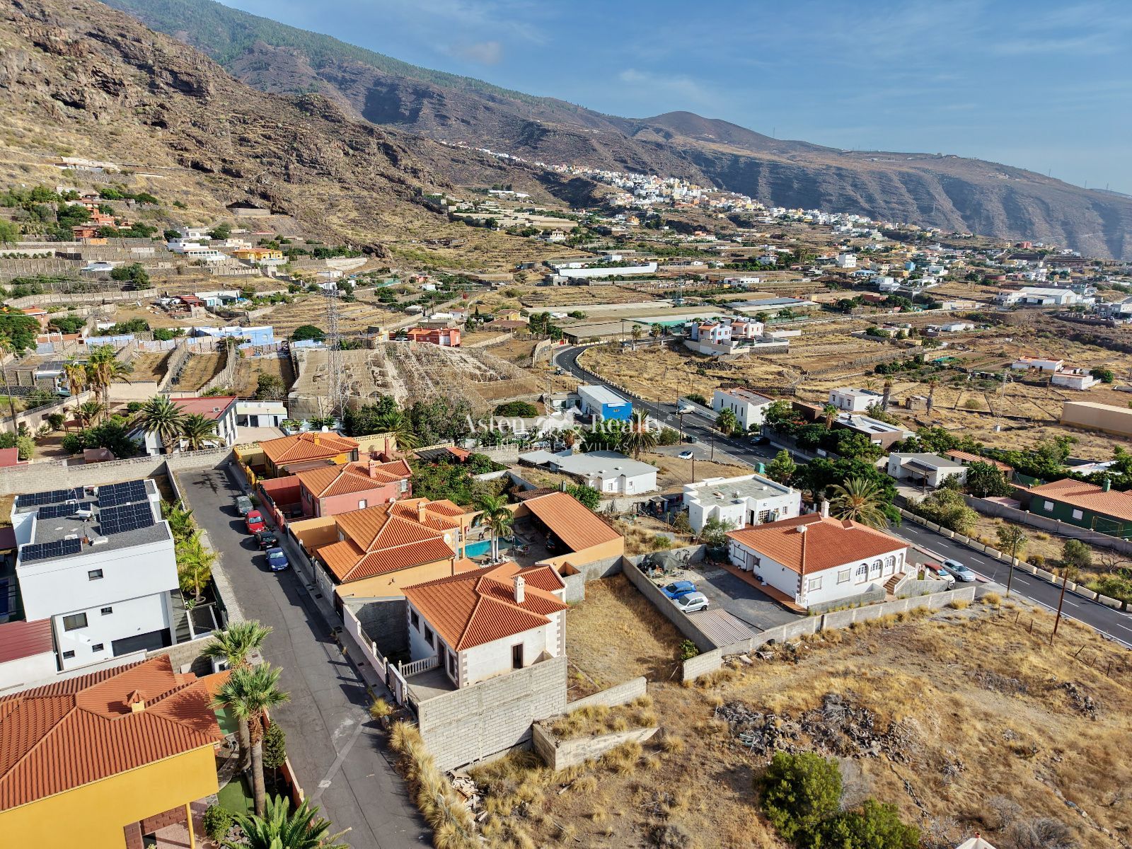 Villa en obra gris de 200 m2, parcela de 520 m2 y acceso privado en Candelaria - Foto 25