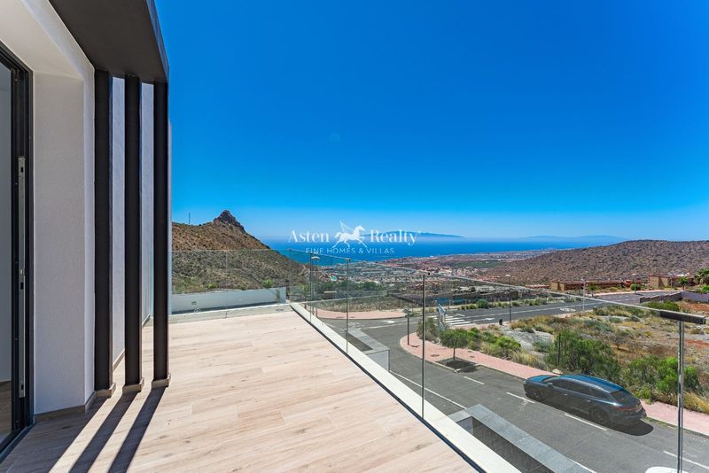 Villa en venta Torviscas Alto, Santa Cruz Tenerife. Ref: 8182. ASTEN REALTY 