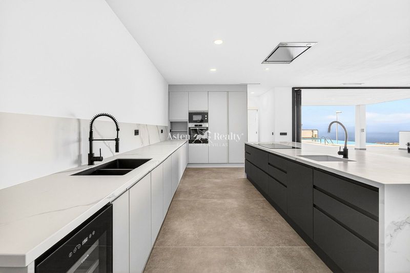 Villa in vendita Torviscas Alto, Santa Cruz Tenerife. Ref: 8182. Powered by ASTEN REALTY 