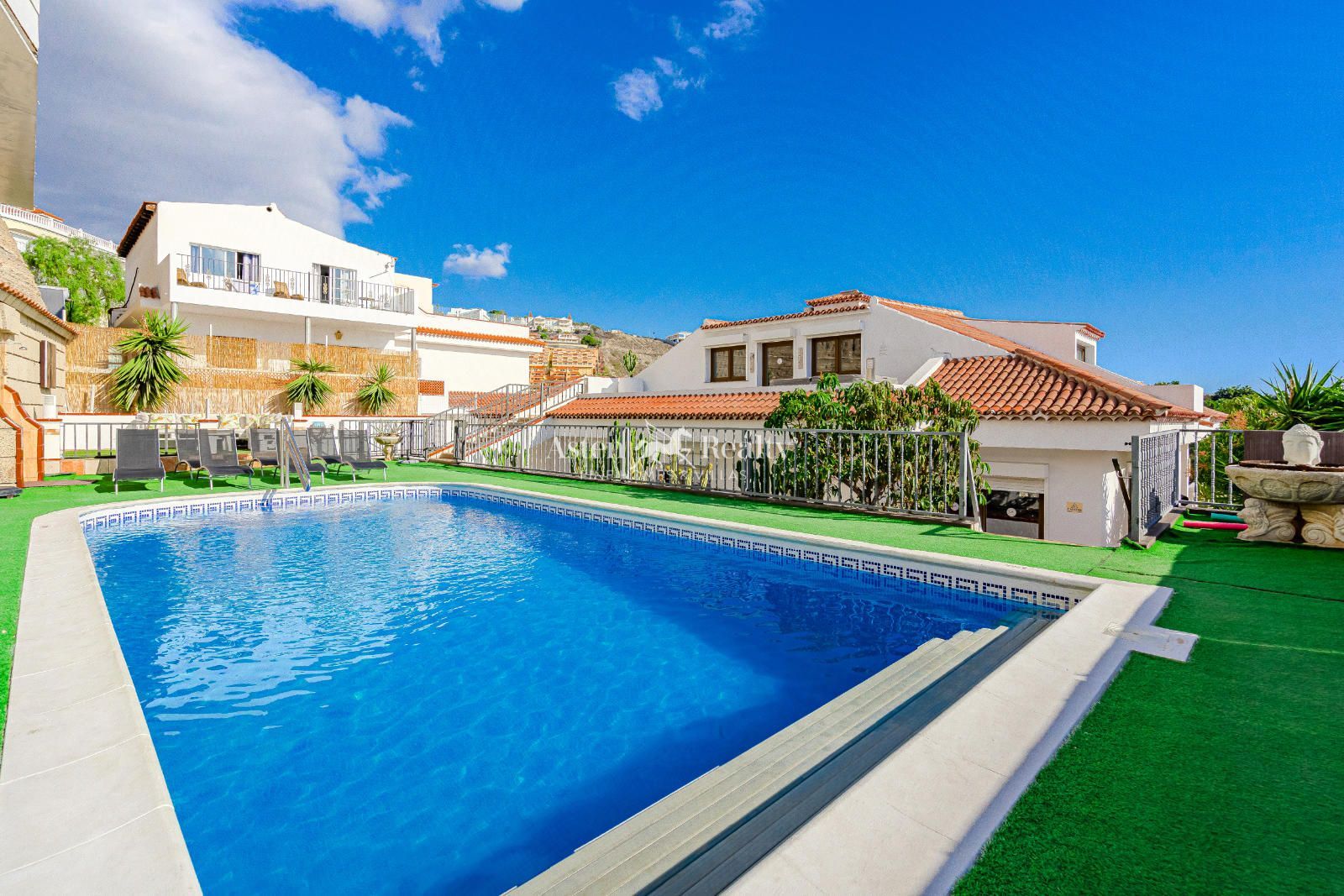 Villa en venta San Eugenio Alto, Santa Cruz Tenerife. Ref: 9237. ASTEN REALTY 