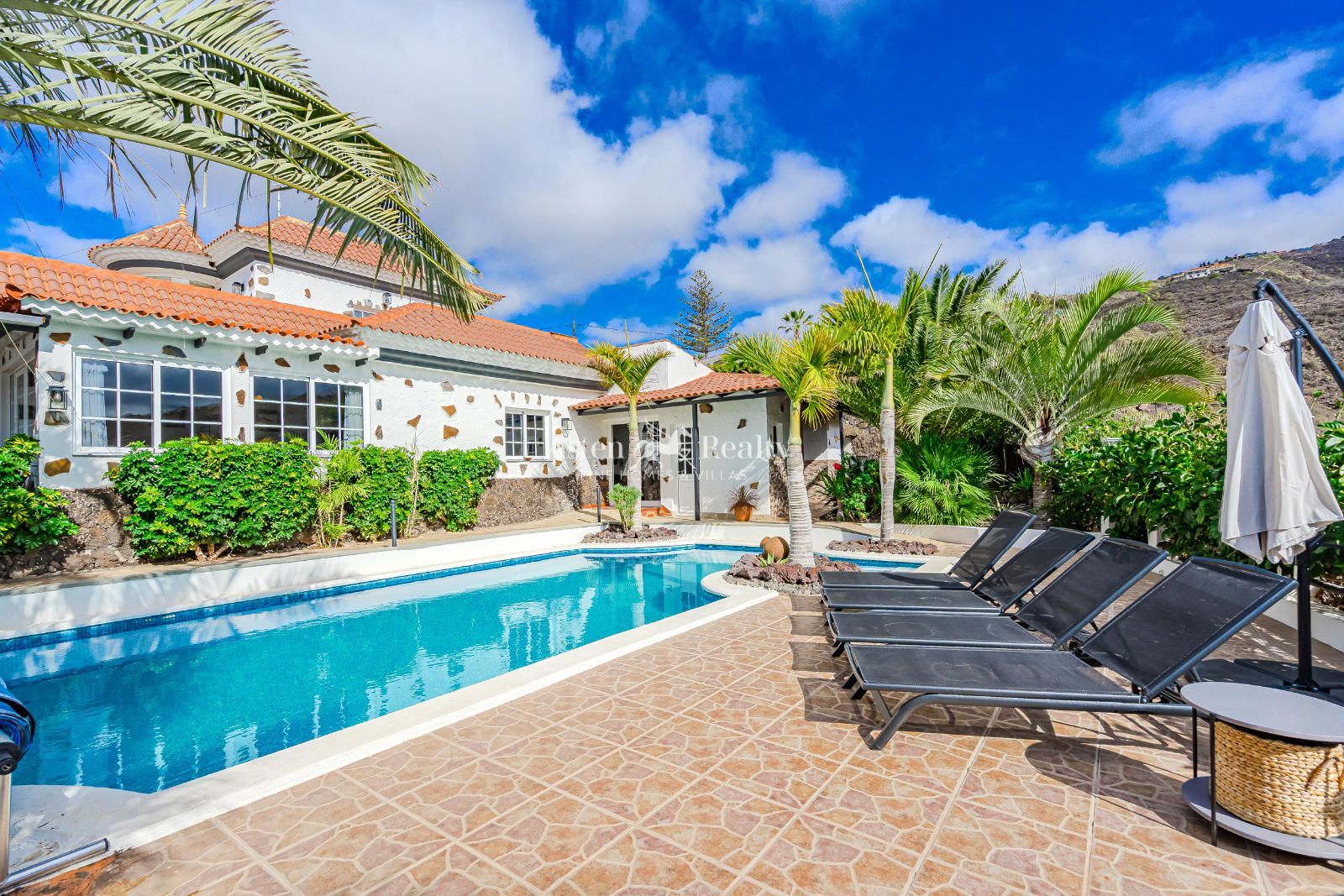 Villa en venta Adeje, Santa Cruz Tenerife. Ref: 9256. ASTEN REALTY 