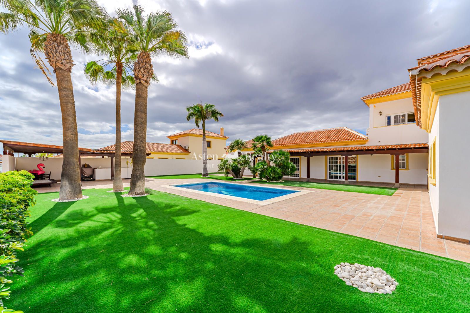 Villa en venta Golf del Sur, Santa Cruz Tenerife. Ref: 9312. ASTEN REALTY 