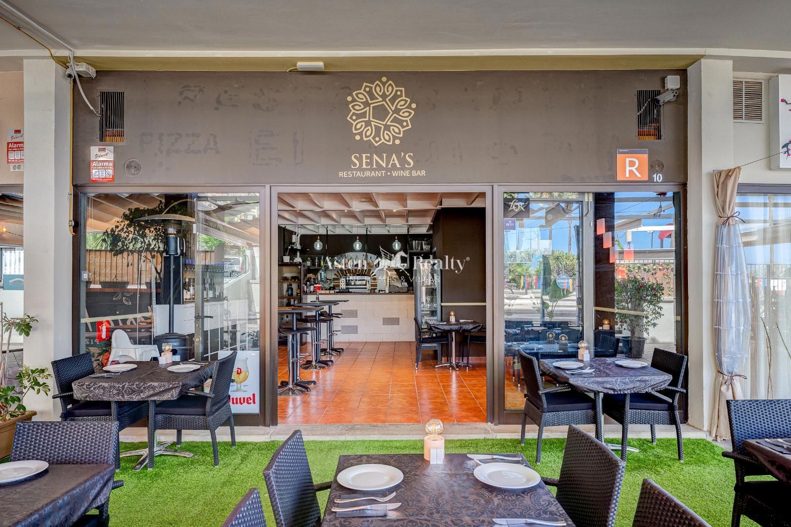 Traspaso en traspaso Palm-Mar, Santa Cruz Tenerife. Ref: 9416. ASTEN REALTY 